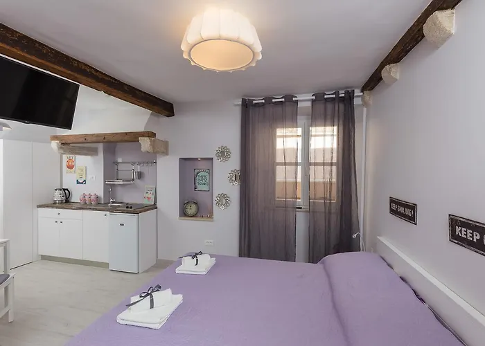 Studio Apartment Lumia